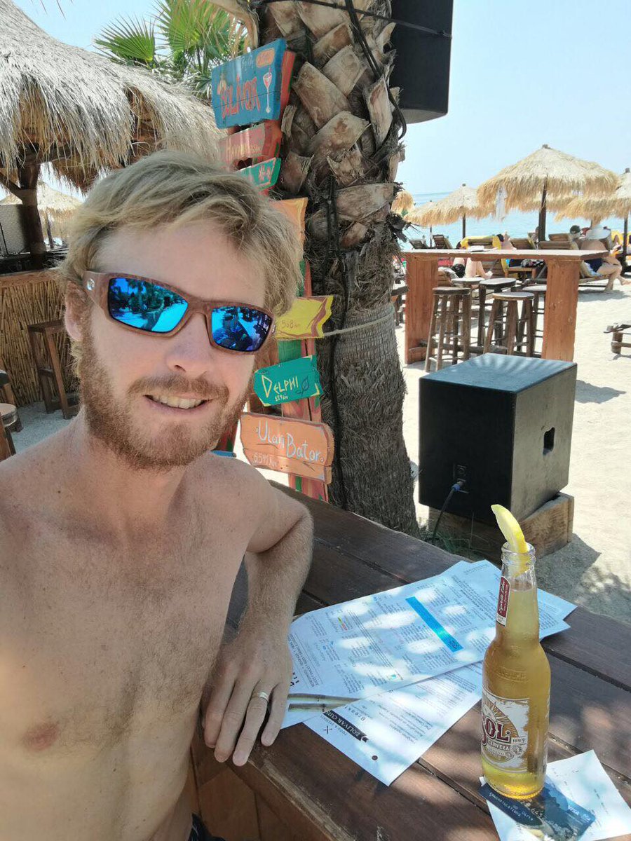2MonkeysTravel's tweet photo. Mr Howe having fun at the Bolivar Beach Bar! @visa_gr #visa #visagreece #NotATourist #everywhere #everywhereyouwanttobe #ad https://t.co/gz4C75HkVh