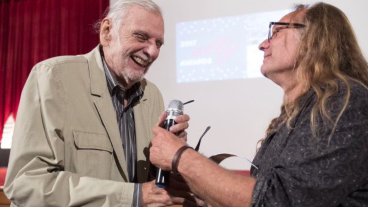 ComicBookNOW's tweet photo. The Walking Dead’s Greg Nicotero Pays Tribute To George Romero
https://t.co/xIlSpmarhV https://t.co/UFxFMrYyZu