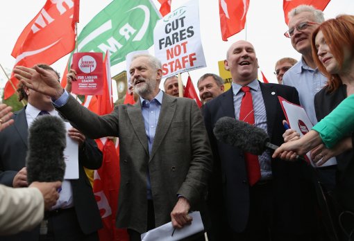 cocoandghosty3h's tweet photo. At last worth voting #CorbynForLeader https://t.co/sKrwEHYQAP. POWER WITH PRINCIPLES https://t.co/ImzSjFJ9kb