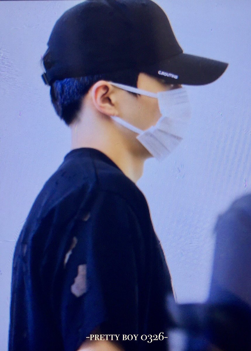 prettyboy_0326's tweet photo. 170717 KIX #xiumin #시우민 https://t.co/vzpS3y8b6D