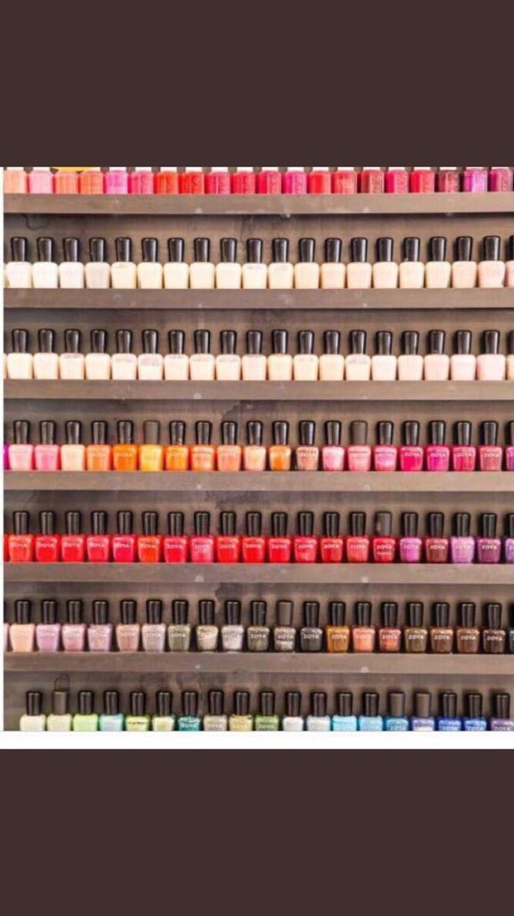 ازاي مش عاوزه تعرف انك متغير وهيا بتعرف تفرق بين الالوان دي !