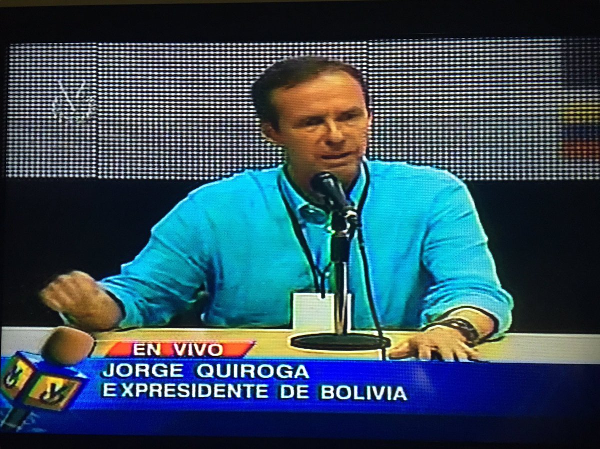 YonGoicoechea's tweet photo. Felicitaciones a @venevision. Acaba de romper la censura transmitiendo la alocución de los ex presidentes. #HoyElPuebloDecide https://t.co/ocUpJlcIWl
