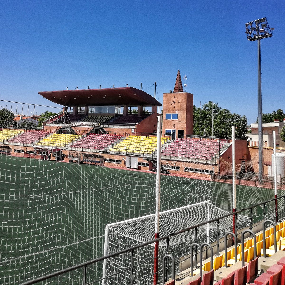 🌄 Buenos días 🔴⚪
📌 Hoy comienza la pretemporada
📅 Citados a las 19:15h
🏟 Mariano González

⚽ #VamosNaval 
🍀 #MirarConOptimismo