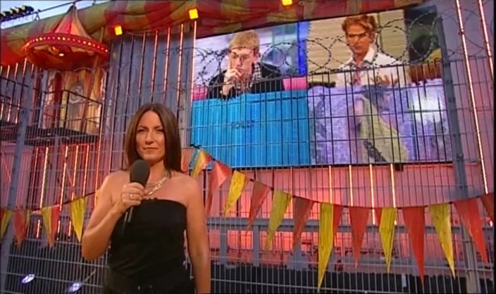 GJ69's tweet photo. One thing that always cracks me up, a split screen of 4 HM's up for eviction, one of them being the toilet door. #BBUK #BBFlashback https://t.co/u5UkSnOYEn