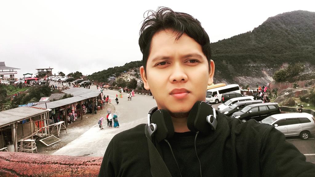 ivanjoee's tweet photo. So fresh...tangkuban prahu lembang.. https://t.co/7nZETXJNOg