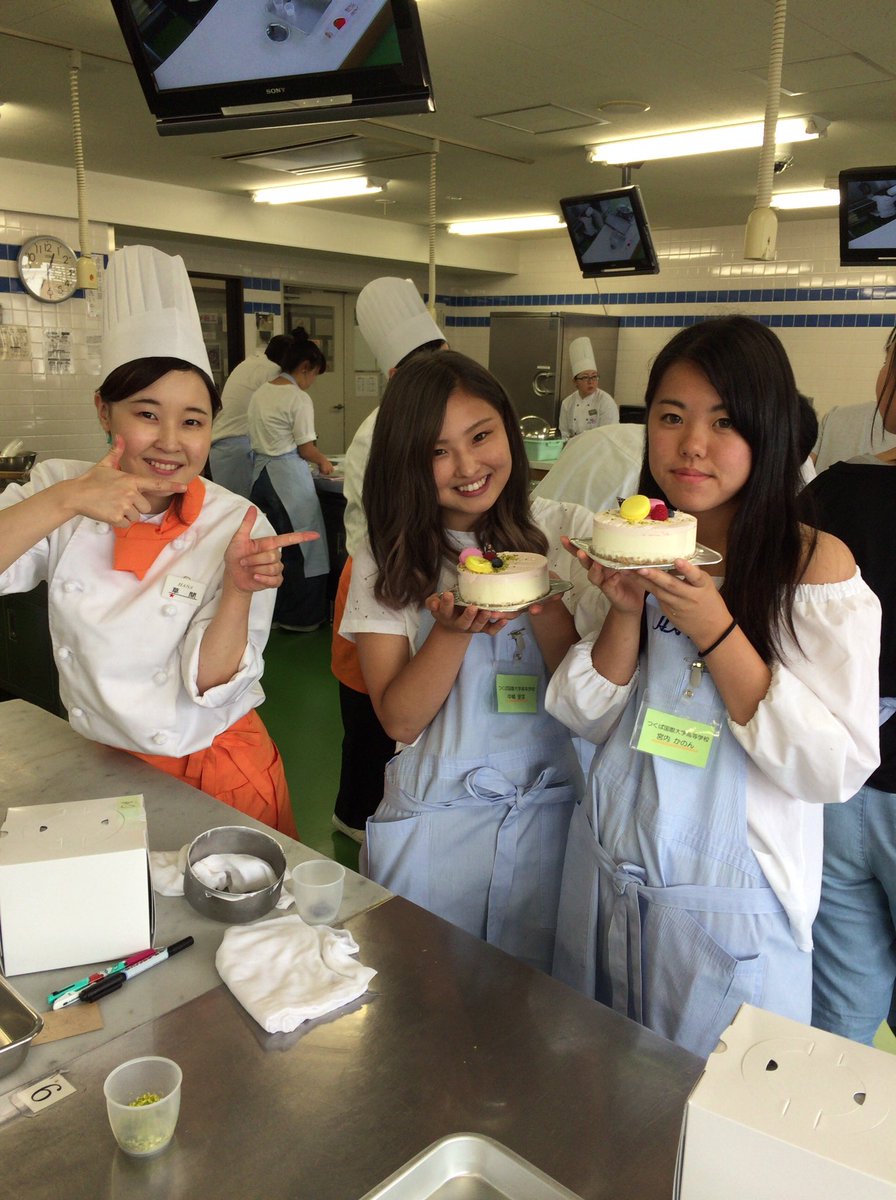 華調理製菓専門学校 公式 V Twitter レアチーズケーキ 完成 ケーキ完成 出来上がり レアチーズ ワンホールケーキ スイーツ 華学園 華調理製菓 パティシエなりたい 華調理製菓専門学校 公式 V Twitter レアチーズケーキ 完成 ケーキ完成 出来上がり レアチーズ ワンホールケーキ スイーツ 華学園 華調理製菓 パティシエなりたい