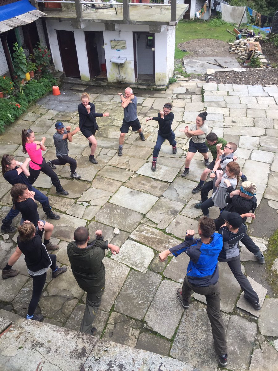 Nepal_PHA's tweet photo. Day 4: Early morning team stretch before another day of trekking 💆🏻 https://t.co/fOnvdCcwaF
