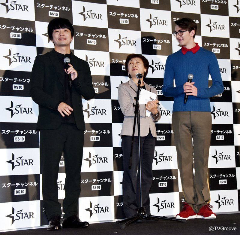 Tvgroove 海外セレブ エンタメ ファッションnews ゲームオブスローンズ 第七章 ジャパンプレミア もう一人ゲストが登場 ゲーム オブ スローンズ でブランの声を担当する声優の福山潤さんが登壇しアイザックと初対面 本人と会えるなんて光栄