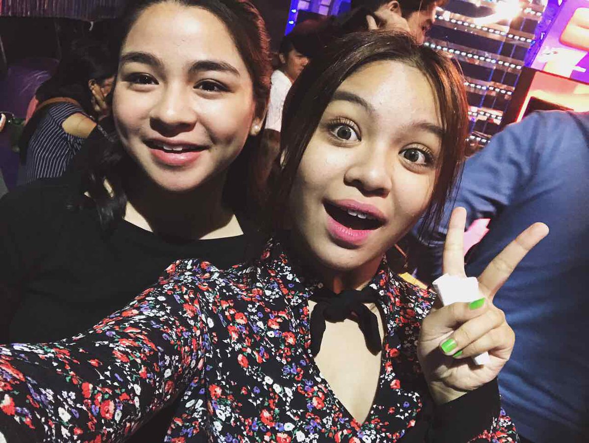 gia_gonzales_'s tweet photo. Eyy guys :)I'm with this lovely lady <3 https://t.co/XOy8MzkiyR