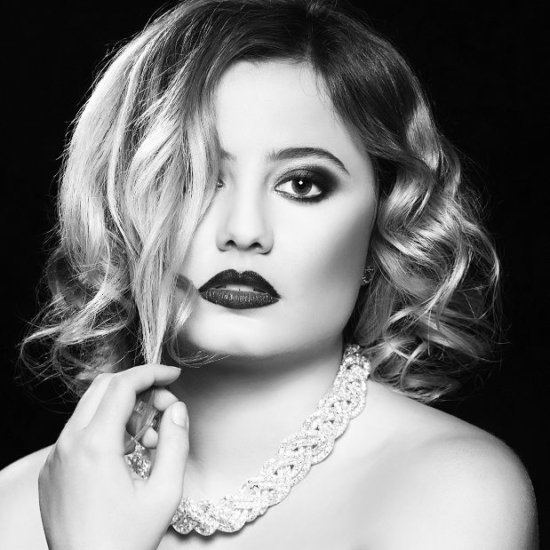 PolishedByDonna's tweet photo. Oh this lady..... Robyn ❤️❤️ #polishedbydonna #polishedmodels #newface #portrait #centralcoast #modelagency #model https://t.co/yEHXiPYl7x… https://t.co/1uDnQ2blbe