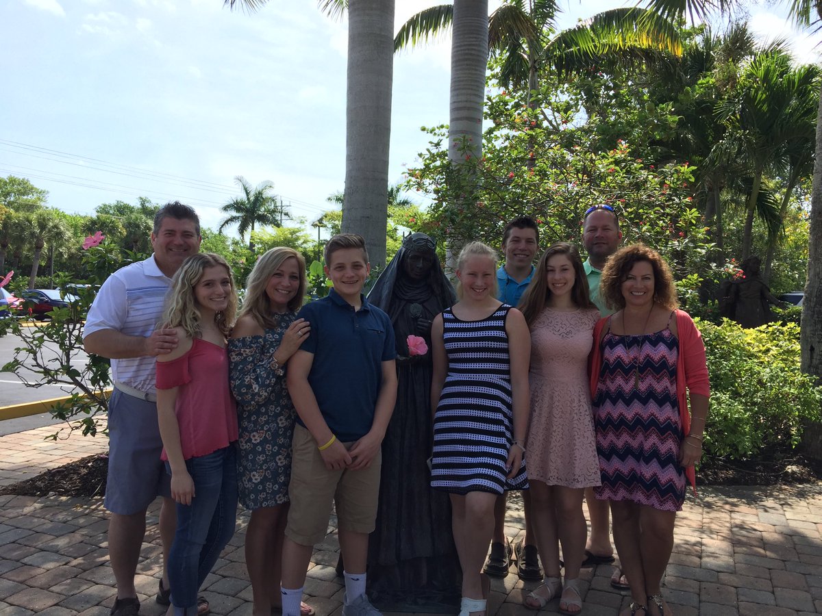 Iggy Senchak (@_pogsie_) on Twitter photo happy belated birthday <a href="/BellaPalo/">๐๐๐๐๐</a> :^) i hope ur day was rockin and our trips to sanibel will never end !! happy belated birthday <a href="/BellaPalo/">๐๐๐๐๐</a> :^) i hope ur day was rockin and our trips to sanibel will never end !!