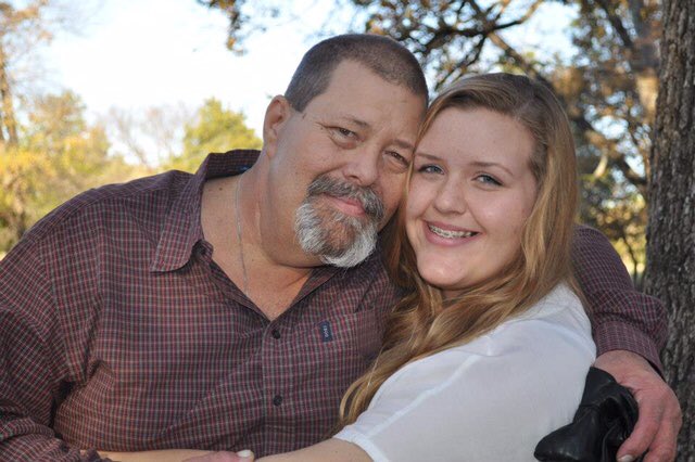 aprillrosee_'s tweet photo. Thankful for 20 yrs w him &amp; thankful I was there to hold his hand as he took his last breath. I am who I am because of you. 
Love you Dad https://t.co/MGQsWnZXwv