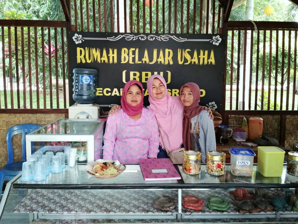 Alhamdulillah setelah libur romadhon ibu2 RTM tetap semangat <a href="/a_azwarnas/">Abdullah (Azwar Anas)</a> <a href="/banyuwangi_kab/">Kabupaten Banyuwangi</a>