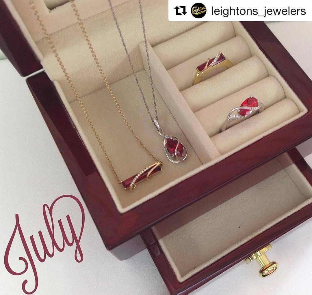 ChathamGemstone's tweet image. #Repost @leightons_jewelers with @chathamgems. #Ruby #RubyBirthstone #RubyRed #JulyBirthstone