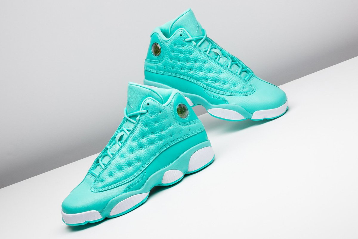 Air Jordan 13 - KICKS CREW