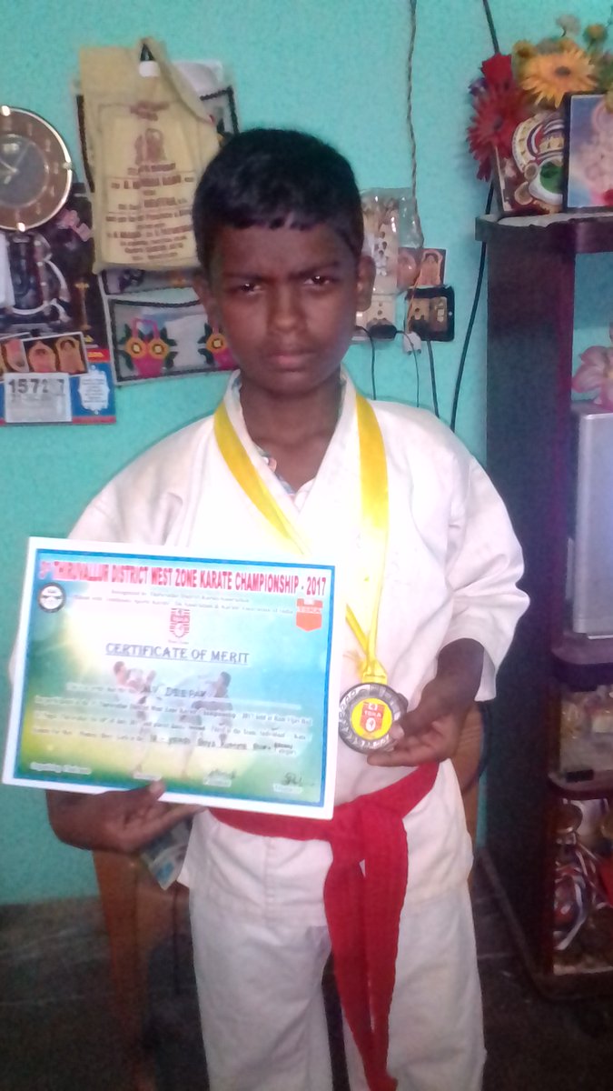 bdsindia_net's tweet photo. My Younger Son Mr. Deepak Won Gold and Bronze Medal in Tiruvallur District West Zone Karate Compitation on 16th July 2017 https://t.co/PaC8SZMLFG