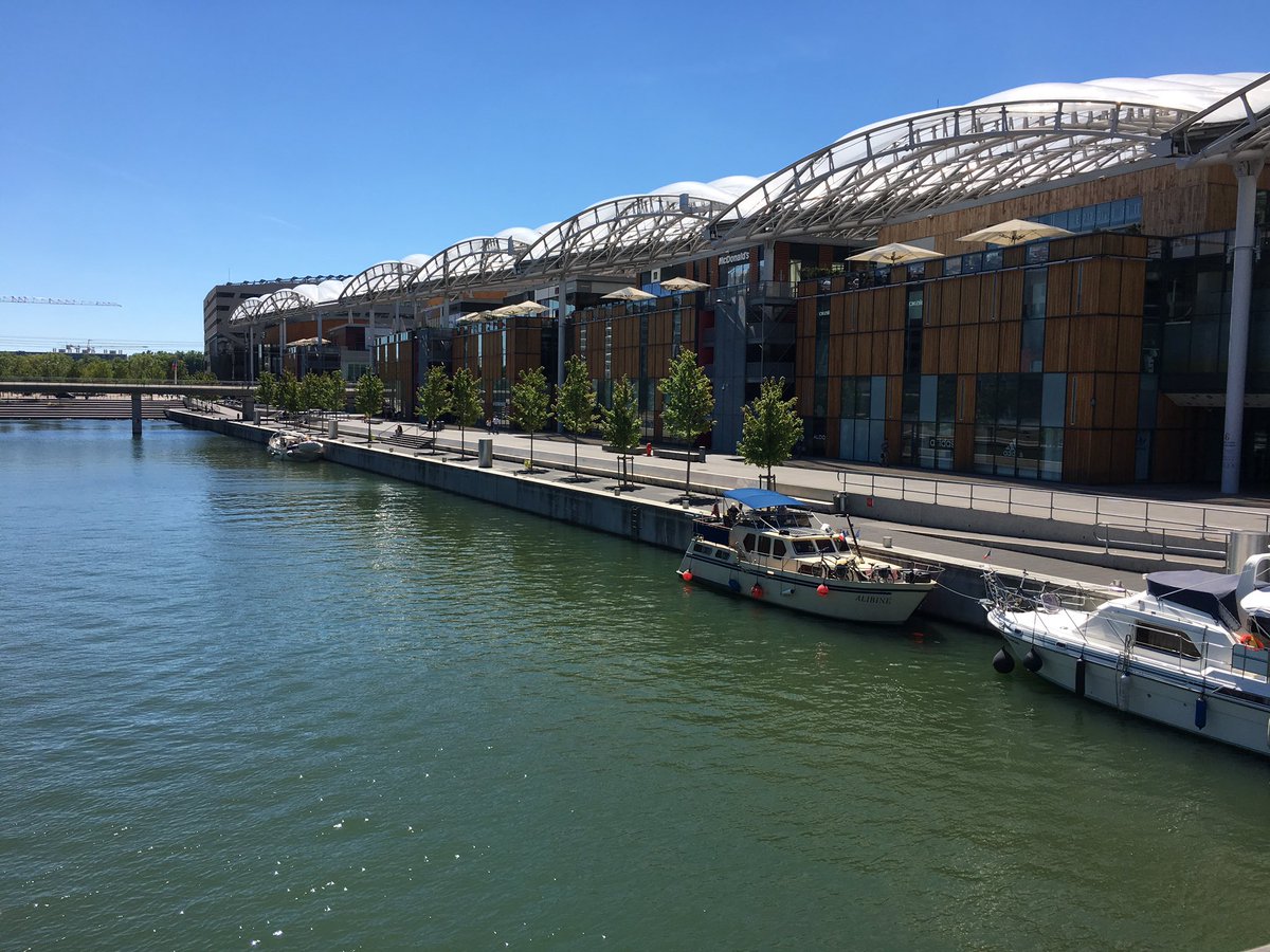 Lyon's response to Canary Wharf <a href="/fredosterberg/">Fredrik Österberg</a>