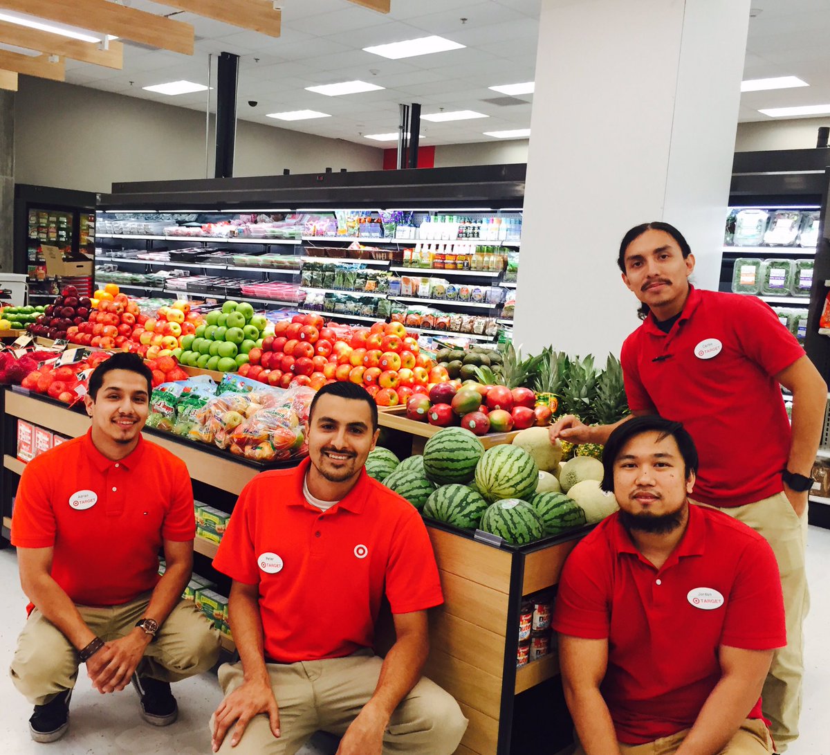 New store fresh fun! #firstfruits #USC #fighton #T3217 @TonyCostanzoTGT @CarmenCmoch <a href="/Johnfavilla/">John favilla</a> <a href="/RGD204/">Rene Gonzalez</a> <a href="/JeffreyVilla12/">Jeffrey Villa</a>