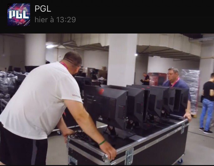 ZowieFrance's tweet image. Le MAJOR CS:GO a choisi l'écran eSport Zowie BenQ XL2540 comme moniteur officiel et exclusif de la compétition !