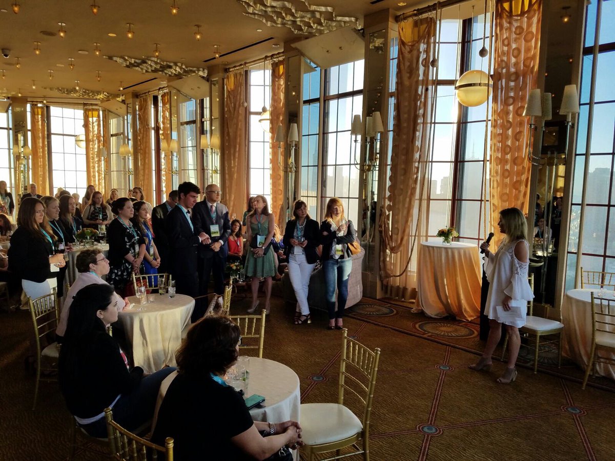 A warm welcome to all #entrepreneurs arriving at #DWEN! Here's to our most diverse group yet...20 countries &amp; 20+ industries!