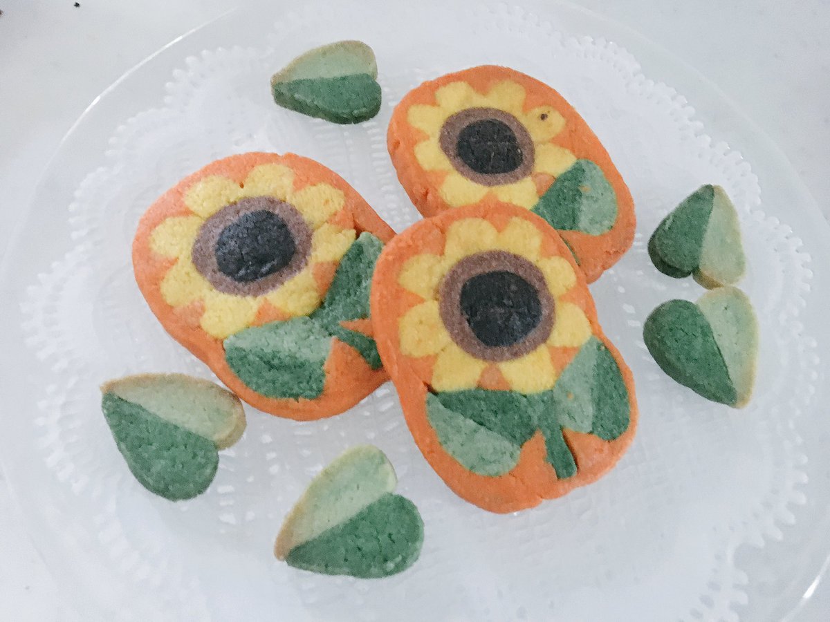 日本アイスボックスクッキー協会 公式 Na Twitterze 暑いから 夏らしいアイスボックスクッキー バニラオイルの代わりにオレンジオイルを使ったら 夏らしい爽やかな香りが 会員限定講座の作品です お菓子教室 日本アイスボックスクッキー協会 お菓子作り