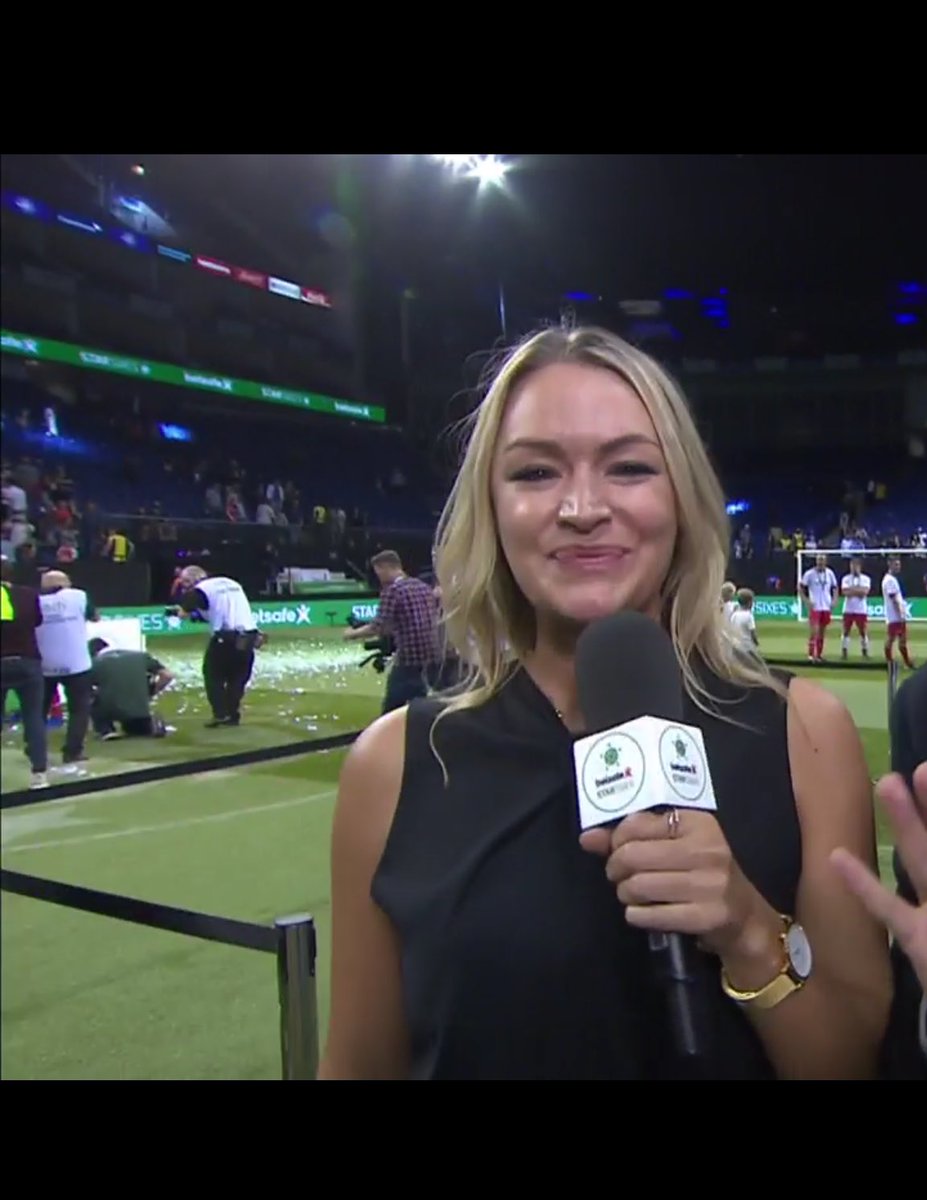 Tv Presenters On Twitter Laura Woods Presenting Star Sixes