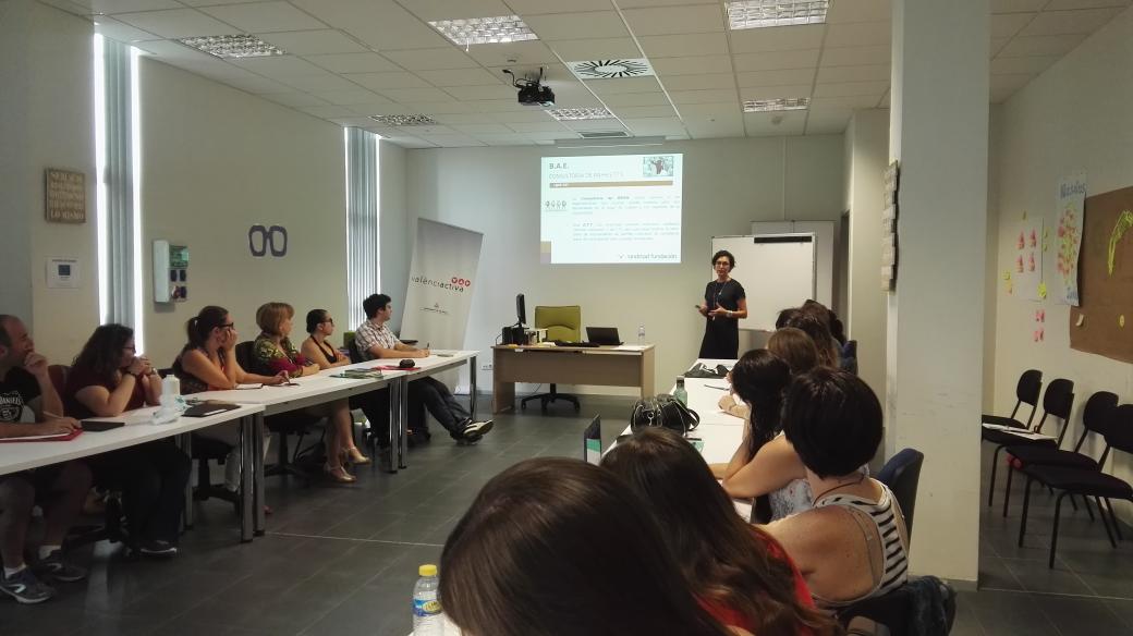Junto a nuestr@s compañer@s de @LanzaValentia en el Taller para la búsqueda activa de empleo <a href="/Randstad_Empleo/">Randstad Empleo</a>