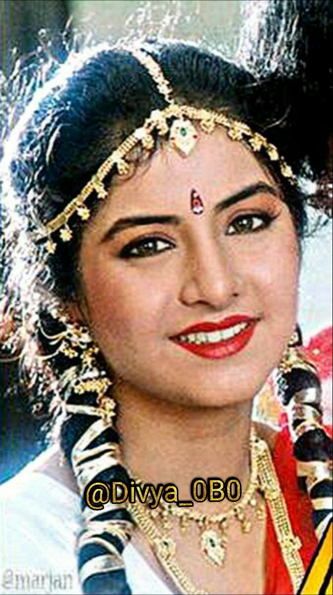 Divya Bharti Forever ❤ on X: "The Photo in Movies Telugu Rowdy Alludu. correct answer Señorita 👏👏❤😀 @AngelDivya_FC https://t.co/KhjUbBJGhL" / X