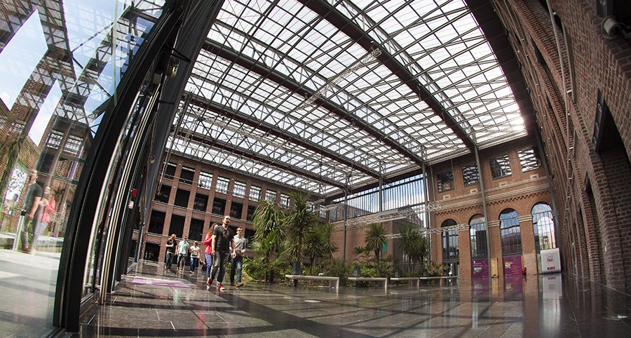 @MEL_Lille, future capitale mondiale du design ? Le #design c'est aussi <a href="/euratechnologie/">EuraTechnologies</a> lillemetropole.fr/sites/lmcu/mel…