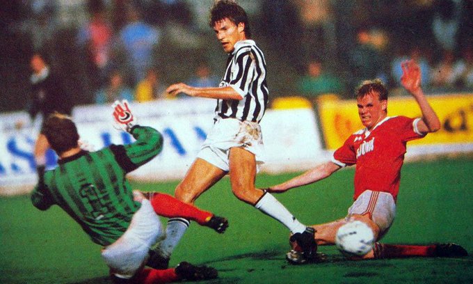 View image on Twitter