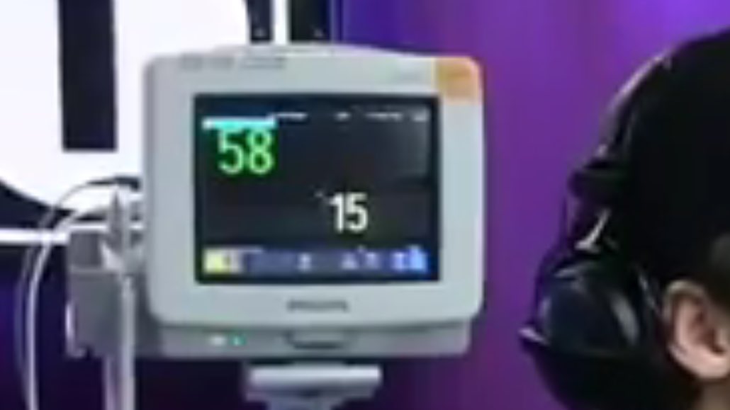 lwtdelicacy's tweet image. I loved how Harry's heartbeat got lower when a pic of a Victoria Secret model was shown, but higher when a shirtless male actor got shown