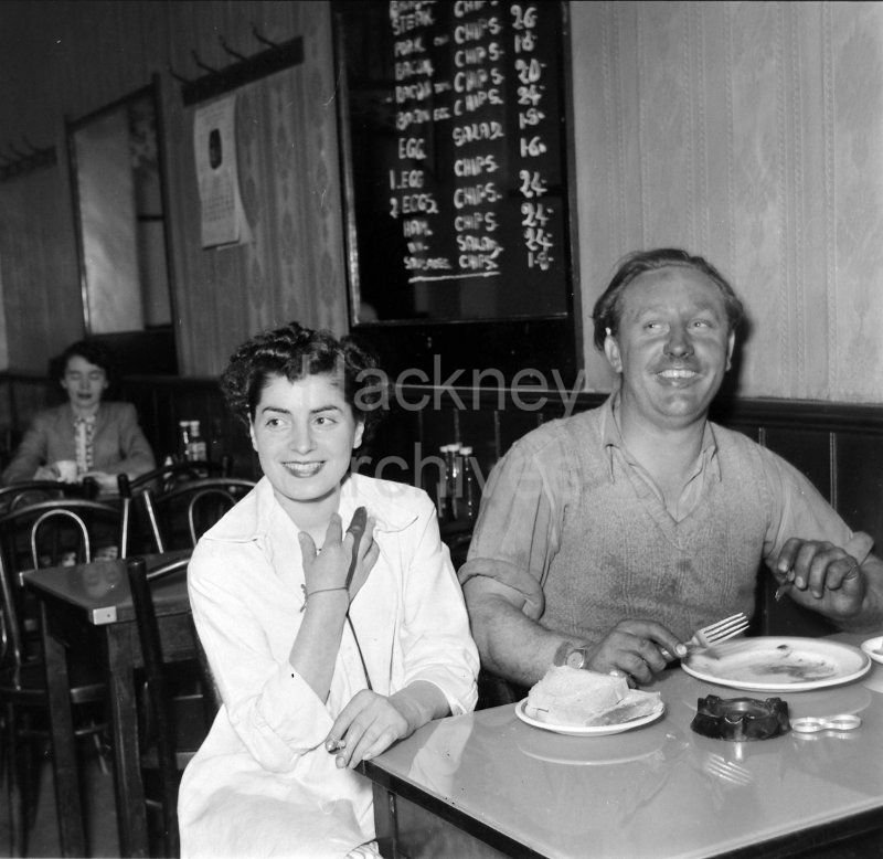 ArchivesHackney's tweet image. You want fries with that? One of our fave pics from our RA Gibson collection (hint: see the wall menu). More here! tinyurl.com/HackneyPhotos