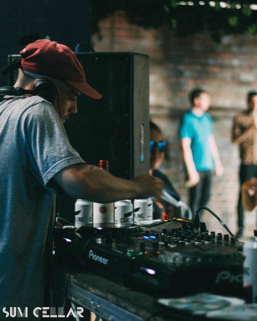 APuaarPhoto's tweet photo. @__sake__ at @sumcellar on the weekend. Sick selection. Day time rave done correctly #music #rave #sake #sumcellar… https://t.co/lcOC1ssDH3 https://t.co/ZuRQNlS1yO