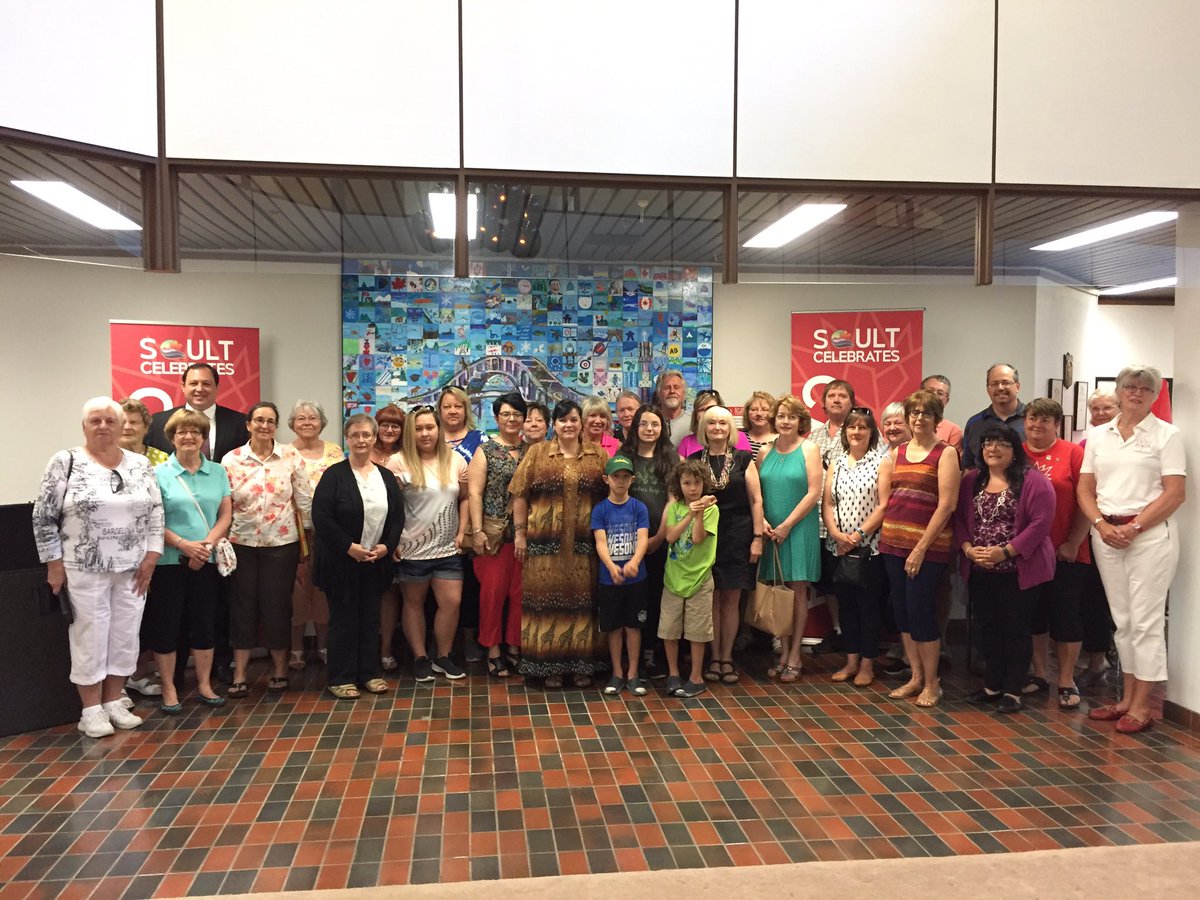 Thank you to all who painted tiles! #MuralMosaic https://t.co/qUiXEO7HfW