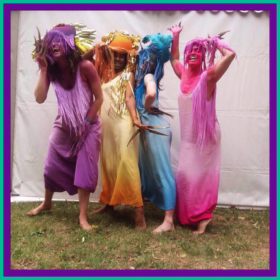 ShotgunCarousel's tweet photo. 💖 Thank you @loveboxfestival for having our goddesses over to play, we love you! ✨💕 Until next time..... 🙌🏽🌈😘 #shotguncarousel #lovebox2017 https://t.co/Y9Gd1MB0CH