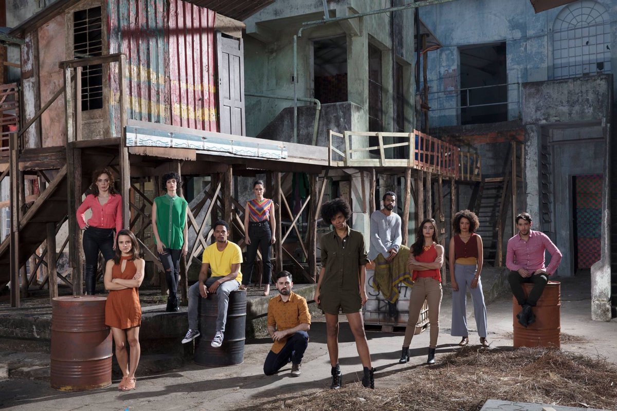 recitorbr's tweet image. como é as novas fotos de divulgação de 3% // como eu queria que fosse