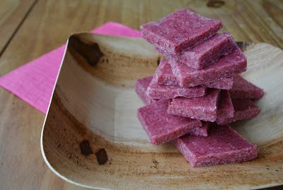YummySprout's tweet photo. Easy No-Bake Raspberry Bars, a healthy treat...https://t.co/NVdxU6TyEp https://t.co/z3ahSEBteh