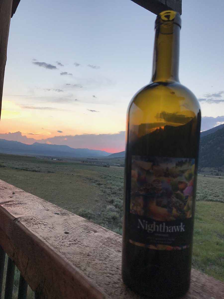 Nighthawk Vineyards tweet media