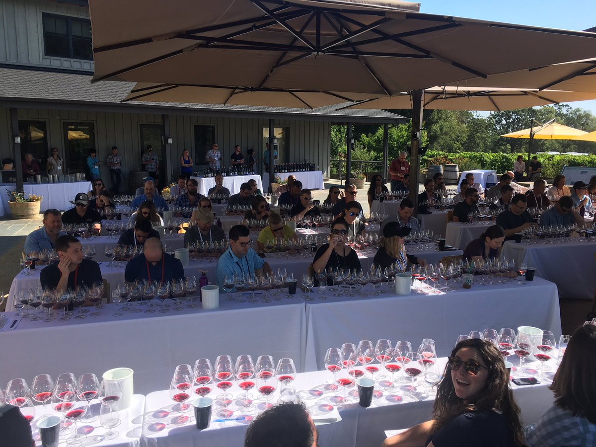 2017 RRV Pinot Forum has started. 20 Russian River Valley wineries hosting 60 Simms, wine buyers &amp; professionals. It's all Pinot #pinotforum