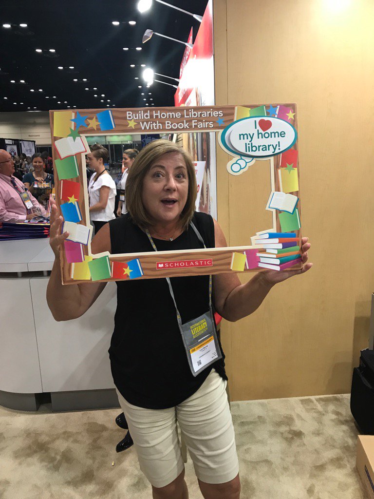 lynn_reads's tweet photo. @Scholastic 
#booktalk
#ILA17 
Love these books! https://t.co/ESVGkHmP5r