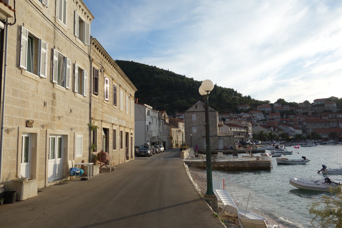 tonefurenes's tweet photo. #racisce #korcula #Croatia #kroatia #reisetips #tonesreisetips #barnevennlig #Sommer #sologbading https://t.co/uXTj9UGtvD