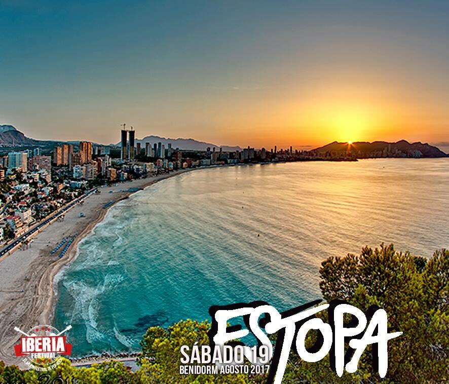 Cuando amanece el día y el cielo pinta..
1️⃣9️⃣-8️⃣Estopa en Iberia Festival‼️

➡️ bit.ly/EntradasIberia…
📱603403165
📸 Pedro Ferrer Martino