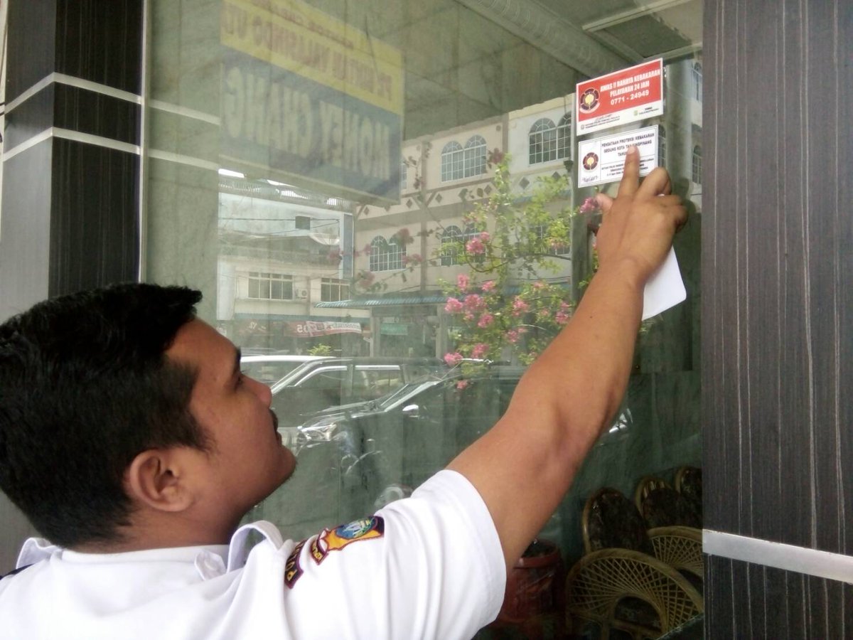 Damkar_TPI's tweet photo. Giat pengawasan proteksi kebakaran di wilayah kota Tanjungpinang https://t.co/LWjwRvfkvF