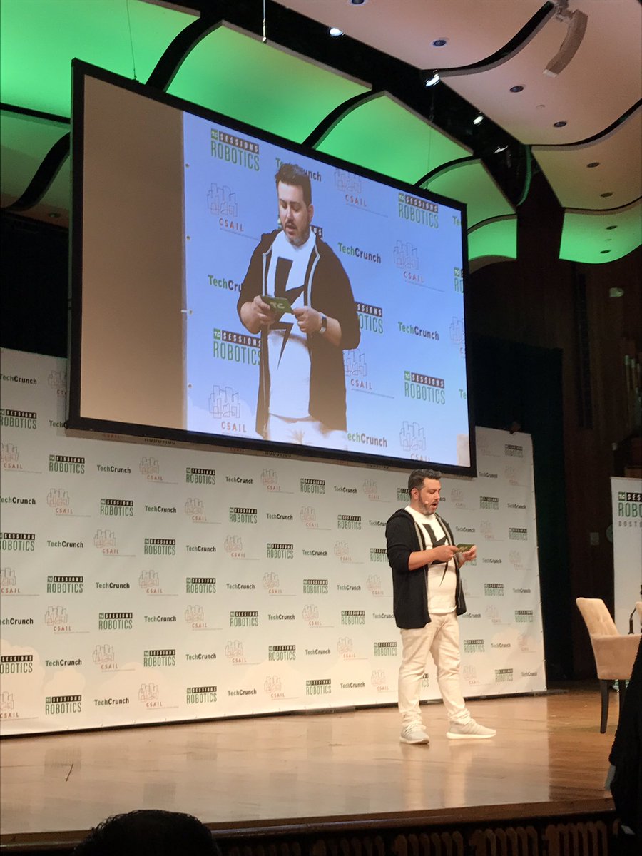 nomadicnerd's tweet image. Kicking off #TechcrunchRobotics !