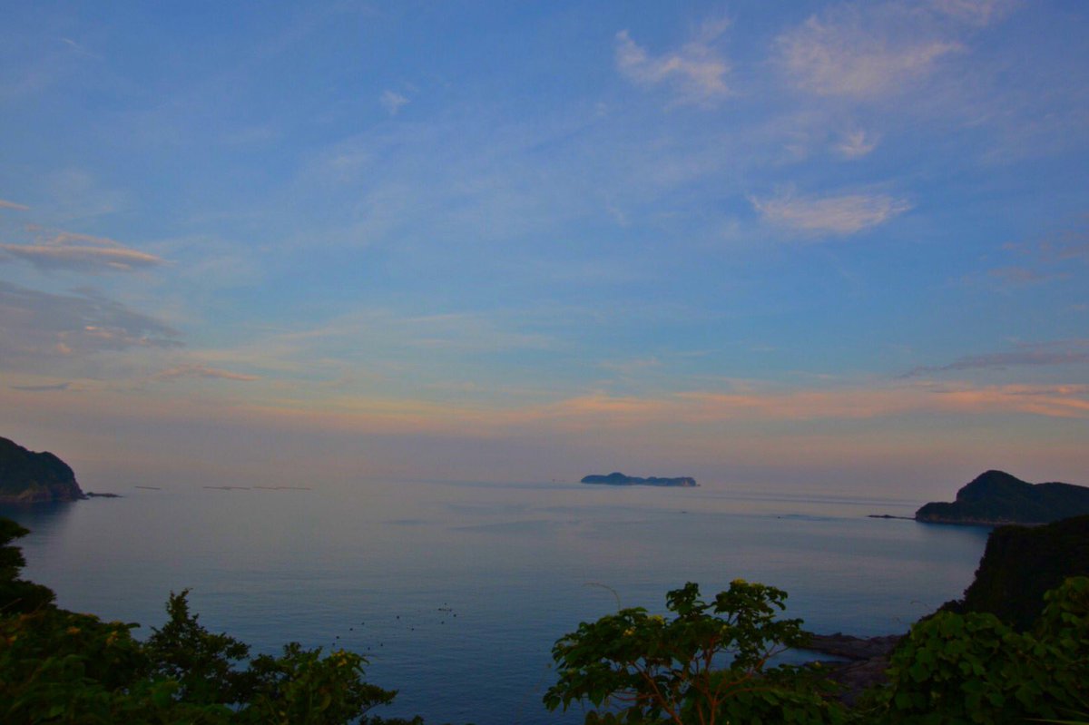 K Katsufumi 延岡の北浦から佐伯の波当津まで 海のあるいい景色が見れました 海の日 九州 九州旅行 宮崎 延岡 北浦 浜木綿村キャンプ場 大分 佐伯 蒲江 波当津 波当津海岸 ウユニ塩湖 砂浜 日豊海岸国定公園 イエローカブ 海 夏