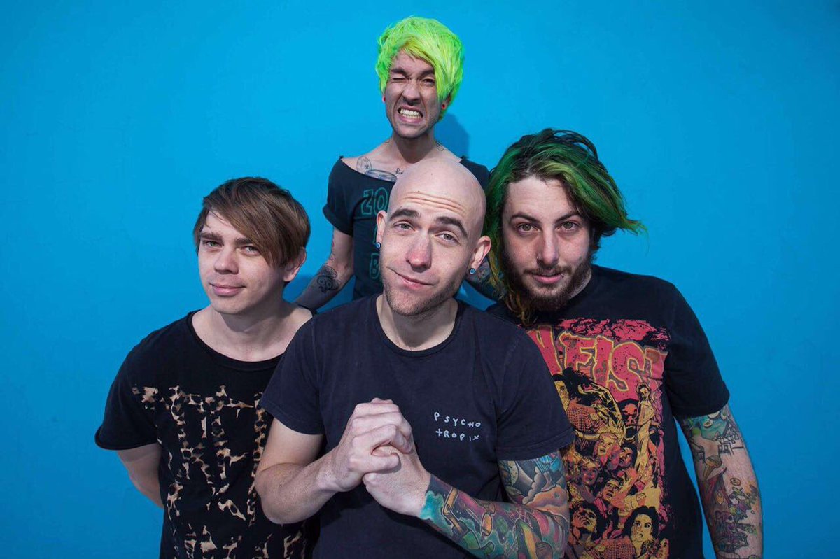 Eyo #Broadwayfam we are stoked to introduce you to our beautiful new drummer <a href="/TateSutton/">Tate Sutton</a> 🎉 say hi 👋 send some love