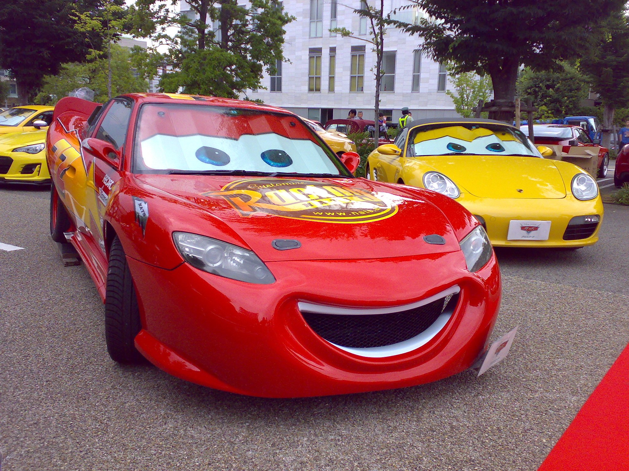 Arata No Twitter カーズのイベントで代官山 モーニングクルーズ へ 赤と黄色のスポーツカーがたくさん フェラーリ F40にマセラティ メラク ランボルギーニ アヴェンタドール Tvr グリフィス アッチコッチにポルシェ ワクワクするクルマ