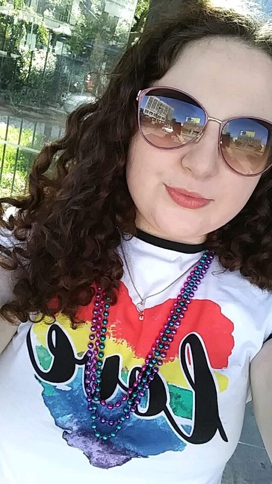 Julia is an RA for Stalnaker 4th Center <a href="/TrueColorsWVU/">True Colors</a> &amp; Pres of <a href="/WVUSpectrum/">WVU Spectrum</a>. She is from Chicago &amp; is studying chem 👩🏻‍🔬 and <a href="/WGST_WVU/">CWGST_WVU</a>.