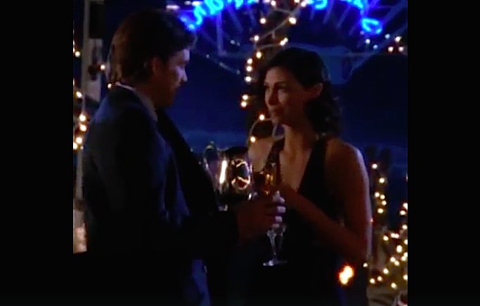 pinelou's tweet image. "@ociozine: That time when @ben_mckenzie &amp;amp; @missmorenab were at the #SamePlaceSameTime (cont.) #TheOC #Gotham facebook.com/Ociozine/video… "