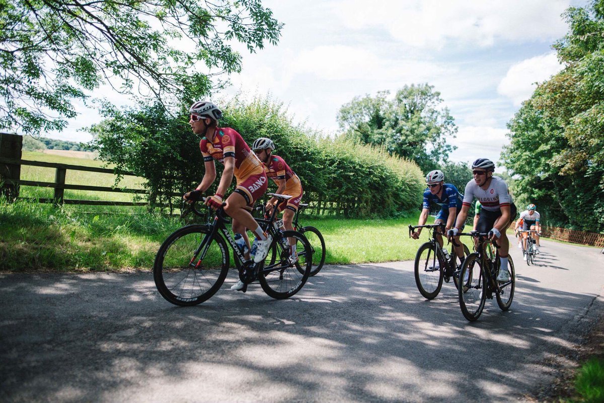 Double heading up the breakaway yesterday with <a href="/cal012/">Callum Ferguson</a> at the #StocktonGP 🏁 <a href="/Catfordbanks/">CatfordCCEquipeBanks</a> 

#catfordbanks